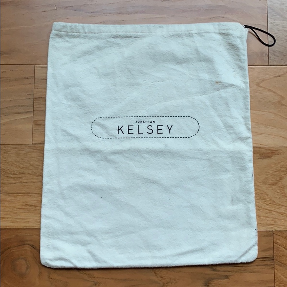 Jonathan Kelsey Dust Bag